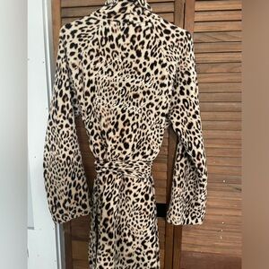 Victoria Secret Leopard Robe M/L